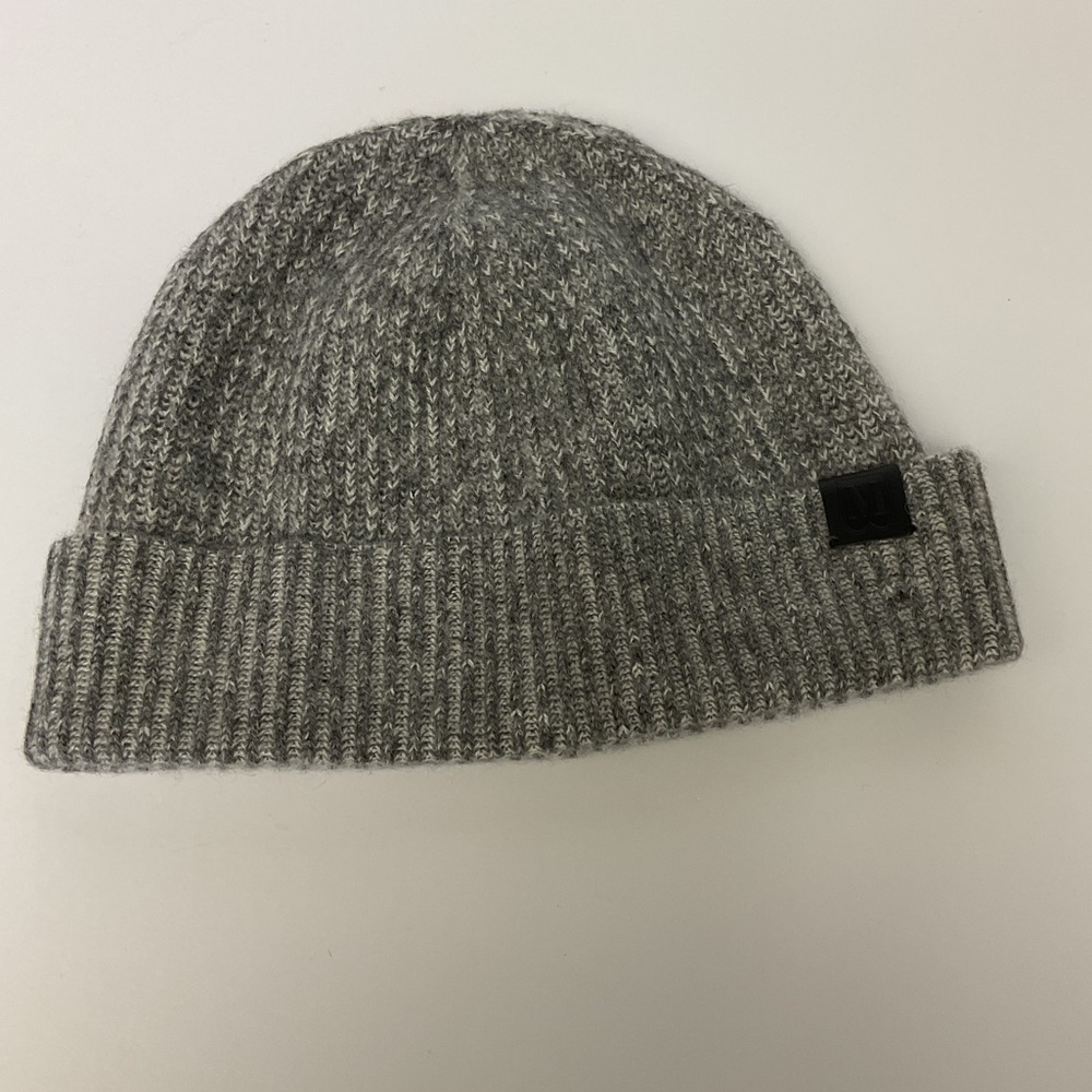 BRUNO MAGLI MENS CASHMERE KNIT BEANIE GRAY MARL NWOT